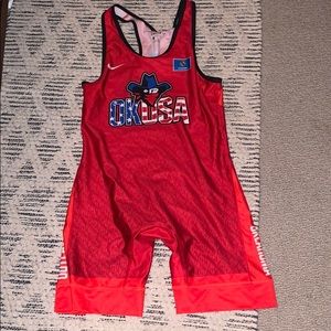 Red team Oklahoma national dual team singlet
